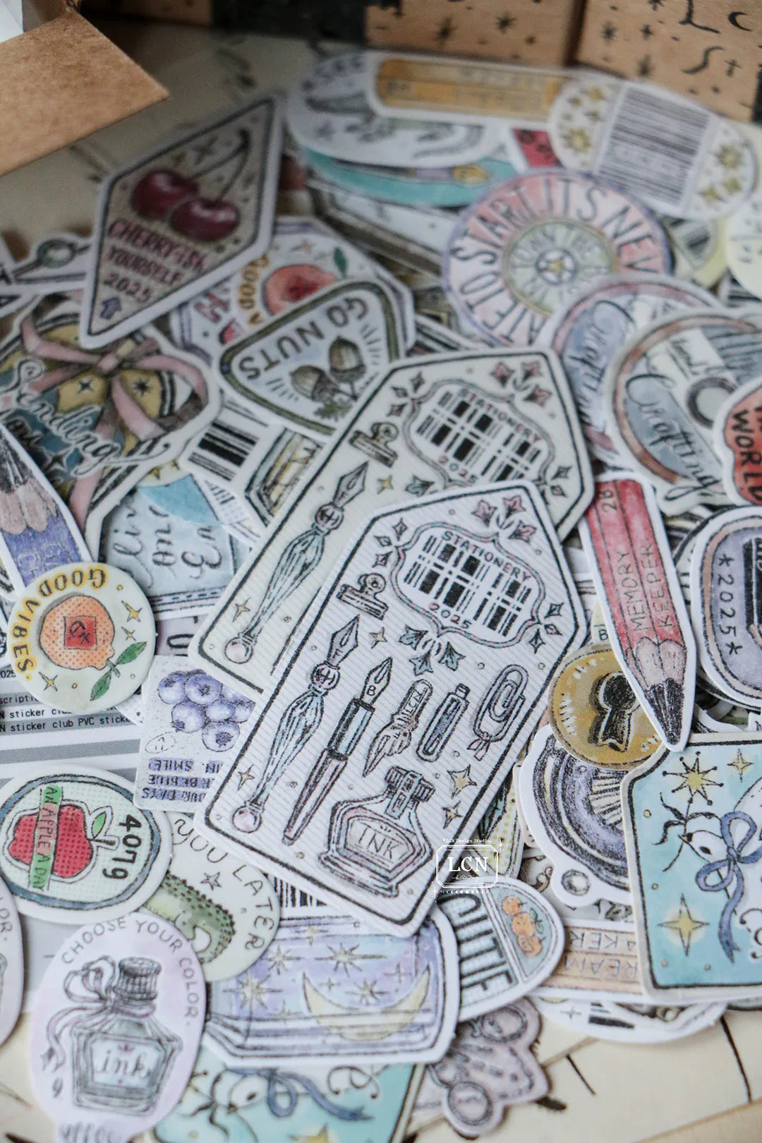 LCN Sticker club: A box full of joy sticker set
