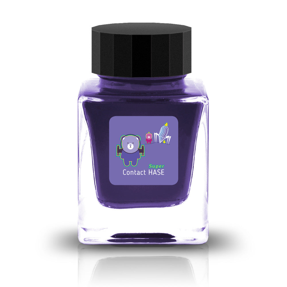 The Three-Year Anniversary Contact Collection features rich, vibrant colors with a smooth writing experience and fascinating characteristics such as shimmer and scent. The “Super” inks contain iridescent shimmer particles that shift color with the light, while the scented inks add a sensory twist to your writing. Please note that scented inks may feather when a large amount is applied—using fountain pen–friendly paper is recommended for the best results.