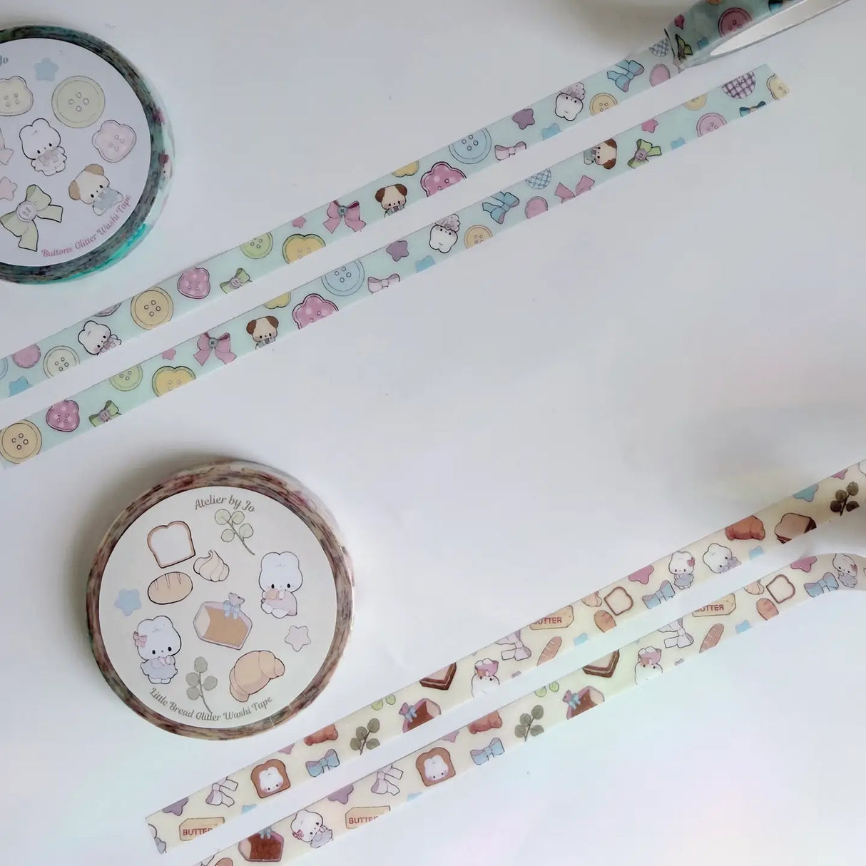 Super thin washi tape for flexible journaling!
Product details:
7mm x 10m
Glitter texture material