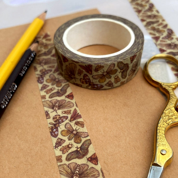 Cinta washi con diseño de polillas y mariposas