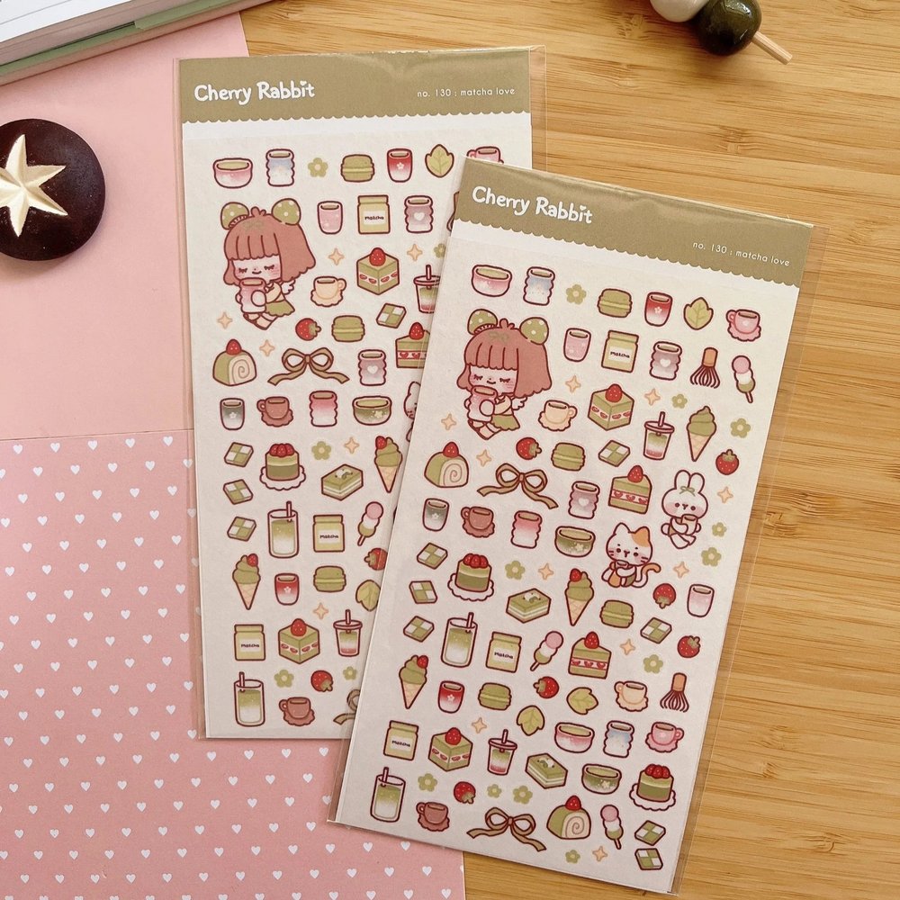 Decorate your planner / diary with these little stickers of matcha treats!
Kiss cut sticker sheet
1 sheet
Sheet size: 9 x 18 cm
Material: Washi sticker / Masking sticker
