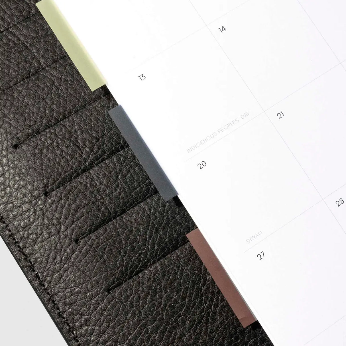 A brand new twist on a classic design - these page flags feature an elegant color palette and compact shape that help your planner stand out above the rest! Three springtime shades in Bordeaux, Apollo, and Avocado combine to bring a luxurious flair to your planner.
Features:
Transparent material
Set of 3 page flags
50 page flags per design, 150 total
Each page flag measures 1.25 x 1 in (3.2 × 2.5 cm) 