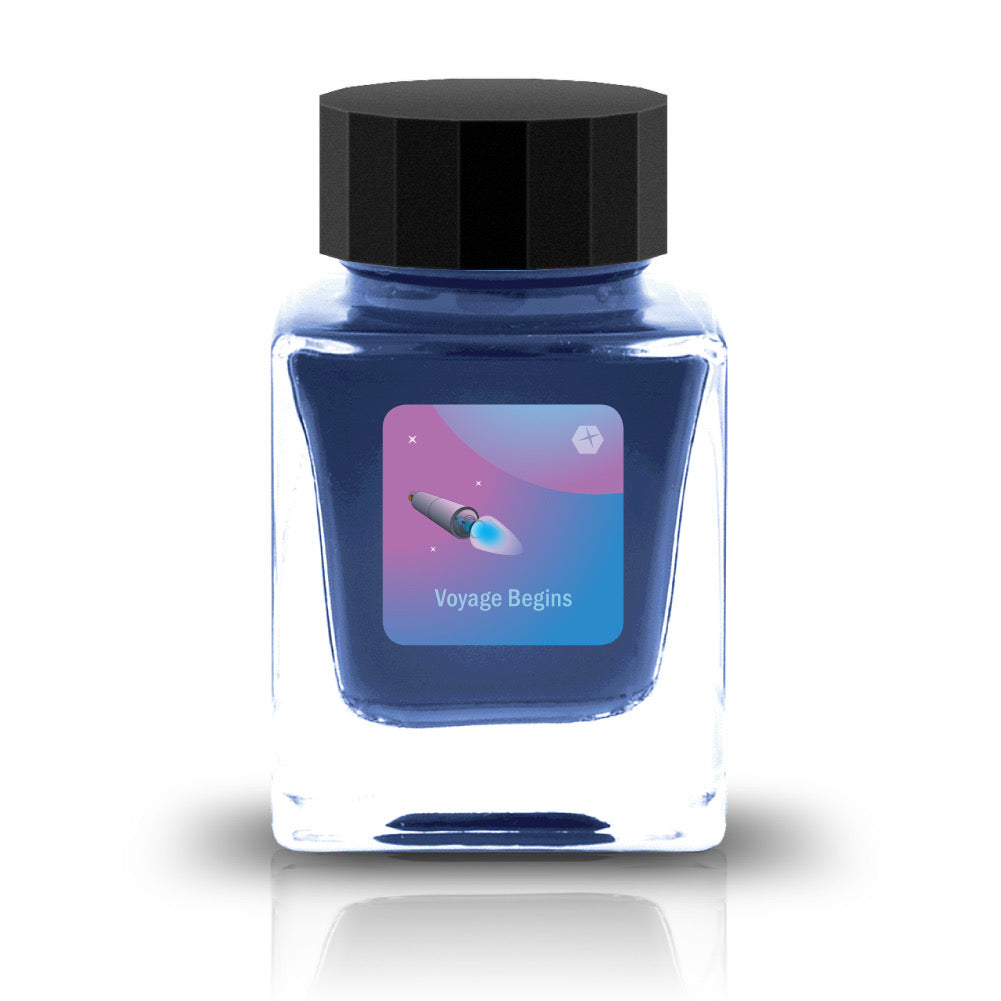 The DEEEP SPACE Collection is a series of fountain pen inks inspired by the mystery of the cosmos. Each color captures the spirit of the universe, from the deep stillness of interstellar space to the luminous shimmer of distant stars and the vivid tones of swirling nebulae. Formulated for smooth, effortless flow, these inks may also reveal subtle color-shifting effects, bringing dimension and brilliance to every stroke.
Blue
30ml
