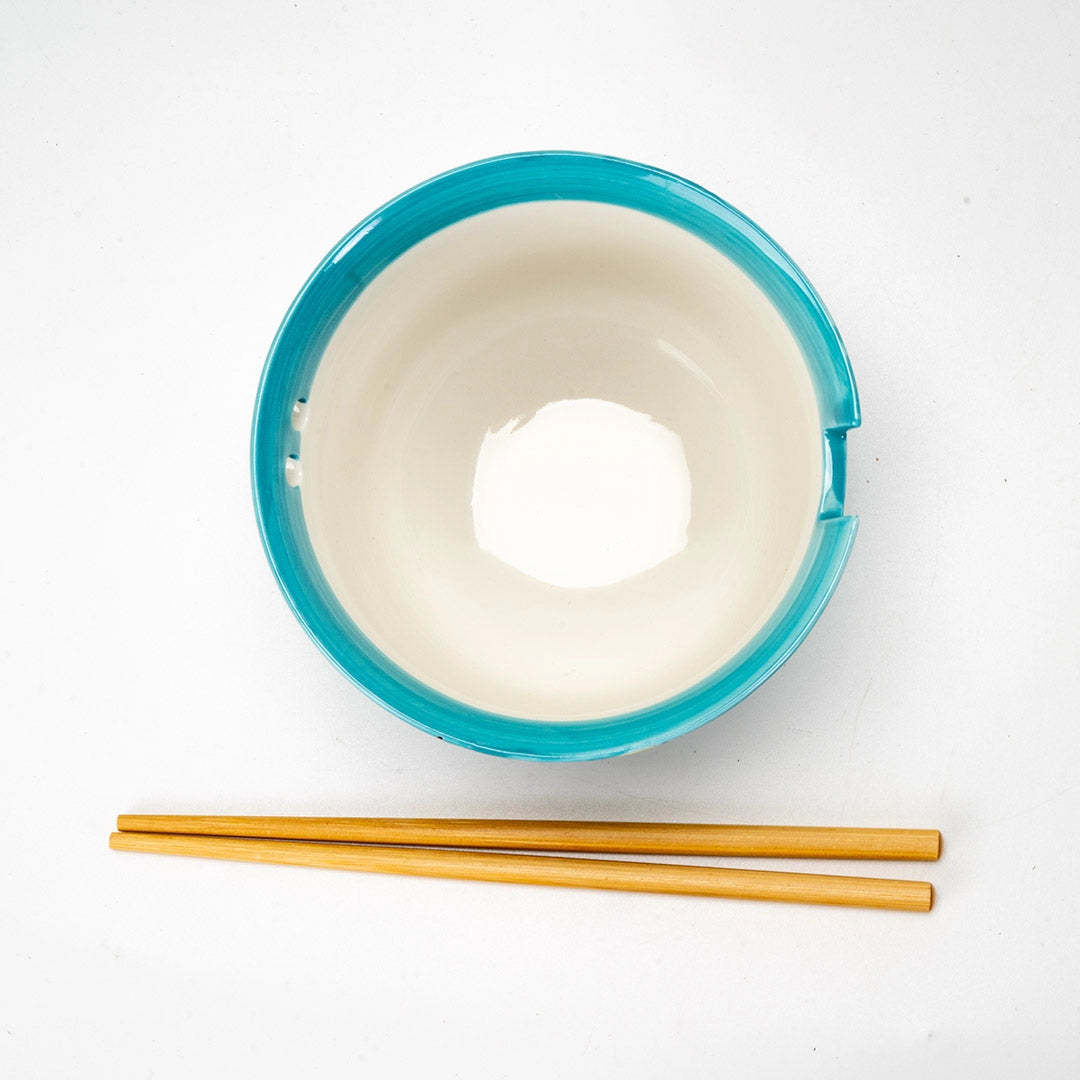 Donburi Bowl with Chopsticks Set Robin
Bowl Size: 5" Dia x 3.75"H
Chopsticks 9"L
Capacity: 18 fl oz
Origin: China