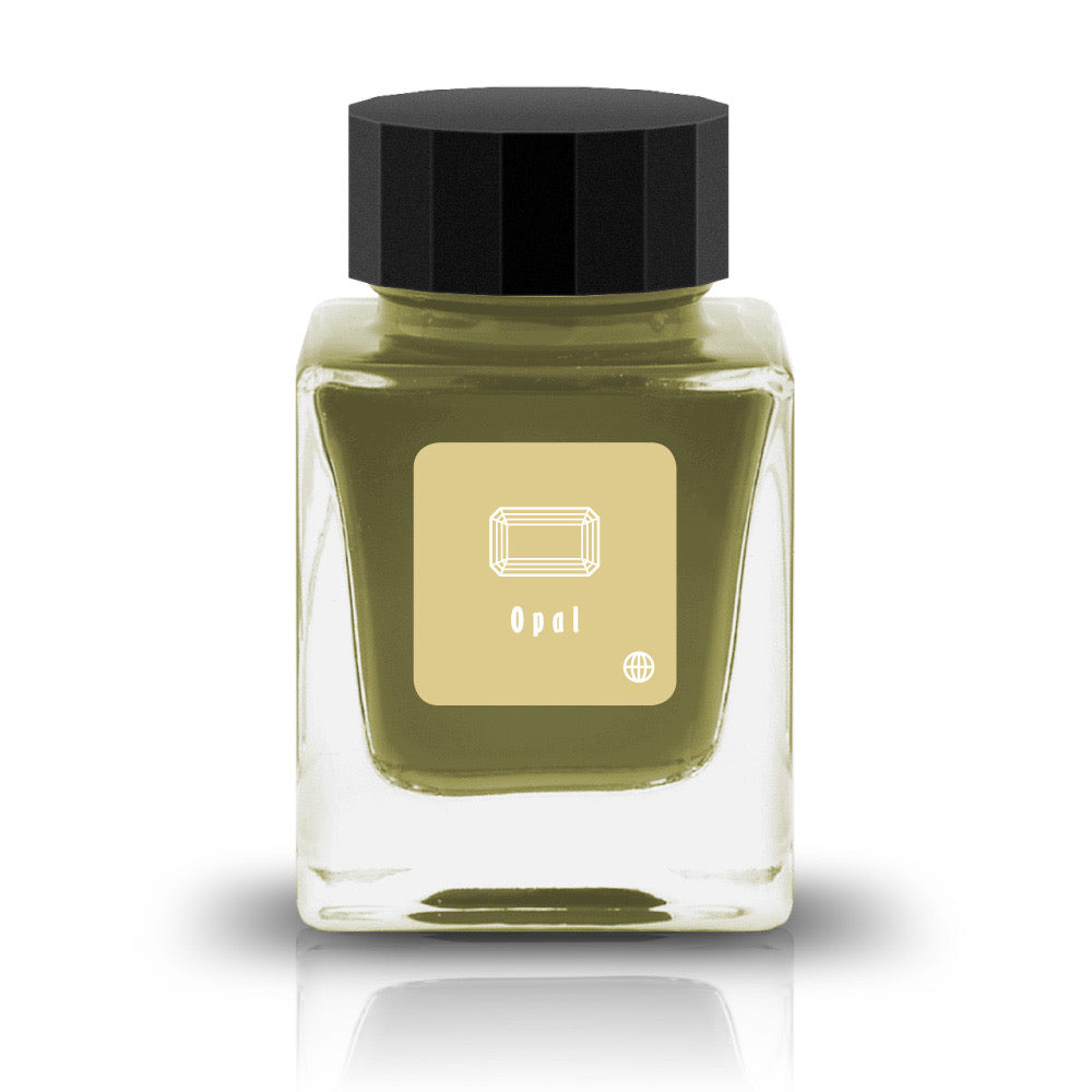 Embrace the bold and vibrant tones of nature through Tono & Lims' Earth Contact Line. Inspired by rich gemstones, each ink color is perfect for those who enjoy adding radiance to their collection. Be sure to shake the bottle well before use to evenly disperse the glitter.
RGB: 221, 203, 141
Yellow
Shimmering
30 ml