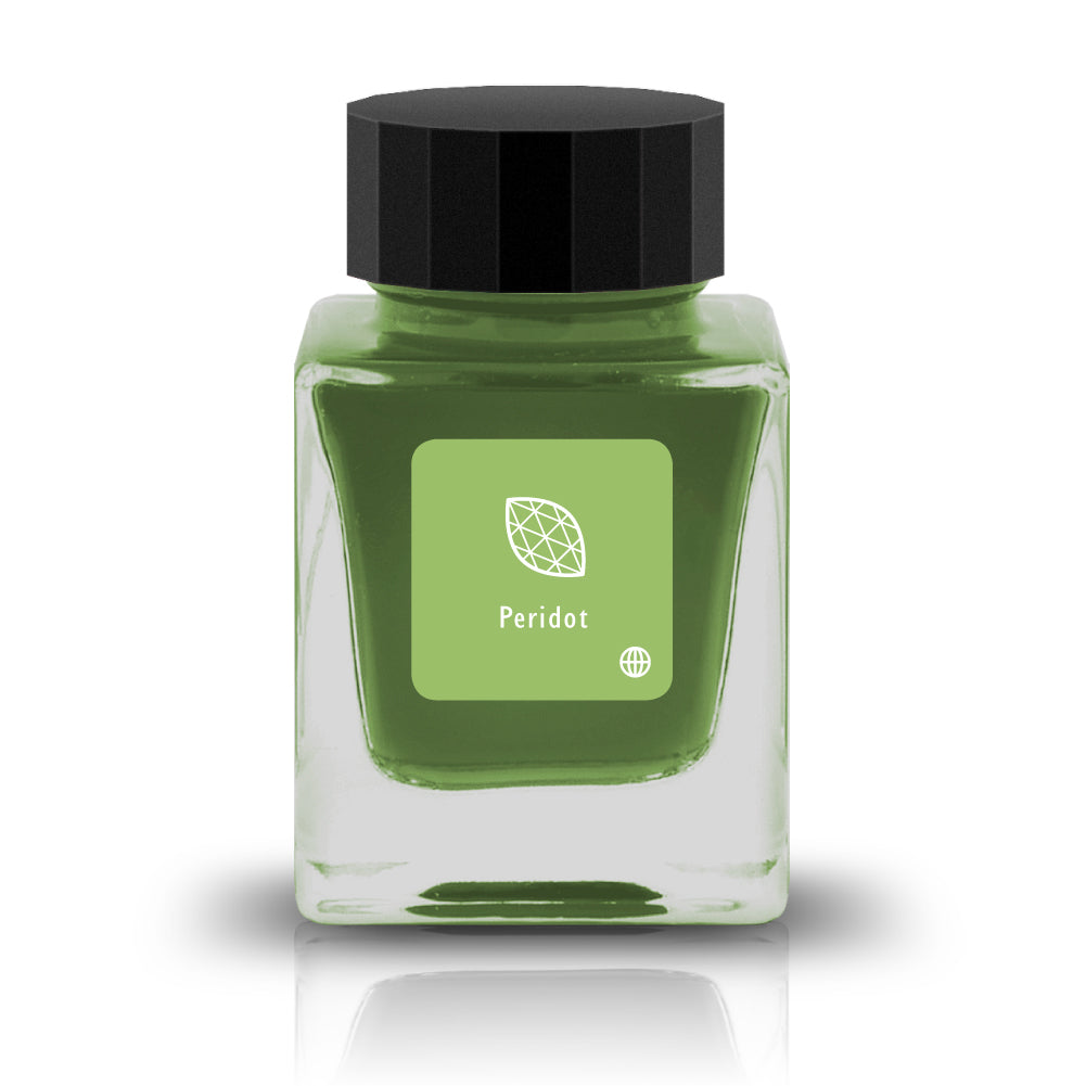 Embrace the bold and vibrant tones of nature through Tono & Lims' Earth Contact Line. Inspired by rich gemstones, each ink color is perfect for those who enjoy adding radiance to their collection. Be sure to shake the bottle well before use to evenly disperse the glitter.
RGB: 157, 191, 105
Green
Shimmering
30 ml
