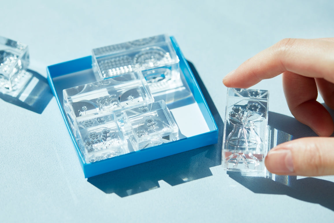 KORI JIRUSHI Crystal Clarity Stamp Set- Animals