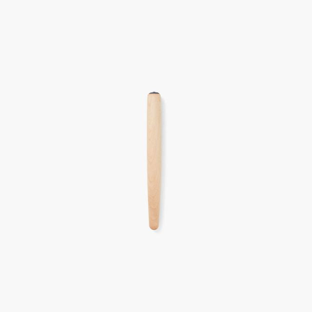 The petite nib holder is compact yet thoughtfully designed with optimal thickness, length and balance for writing. We created it to inspire all ages to discover the joy of writing with dip pens.
Each nib holder is crafted from Japanese maple wood and finished with a plant-based oil that meets the highest international safety standards. Applied by the skilled hands of craftspeople, the finish evolves with time and use, enhancing the natural texture and grain of the maple for lasting writing pleasure.
Use a