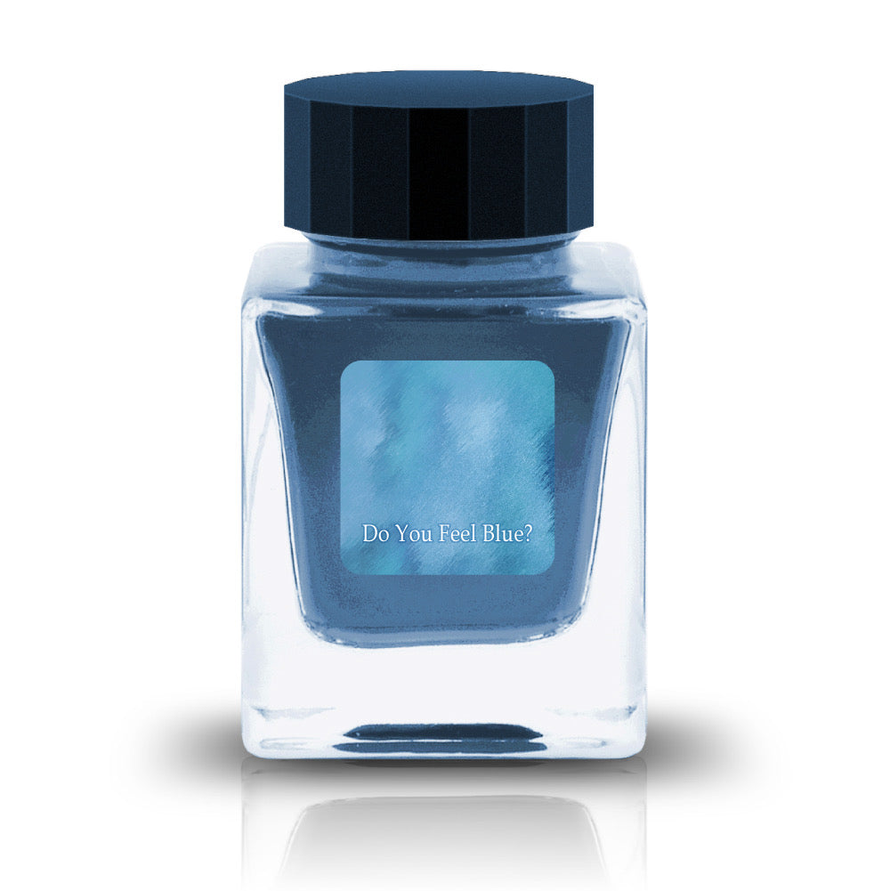 Do You Feel Blue Ink
The Lim Papa Memorial collection features 6 unique colors that represent the father-son relationship in tribute to Lim's father. This color starts as a red and fades to a pale blue.
30ml