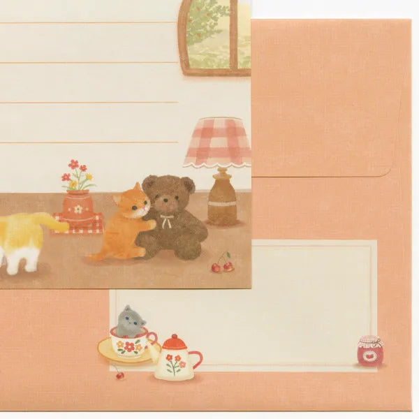 Relaxing Animals Day - A mini-letter depicting the days of each animal living in
a relaxed manner.
I drew a kitten relaxing in a warm room lined with teddy bears and pots.
It is a size that can hold a photo (DSC format, L format) and can be mailed at a standard price.
Length 98× Width 148mm
8 pieces of stationery, 4 envelopes
