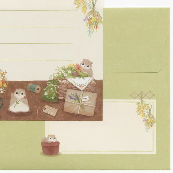 Relaxing Animals Day - A mini-letter depicting the days of each animal living in
a relaxed manner.
I drew various flowers and flying squirrels such as bouquets, swags, vases, and vases.
It is a size that can hold a photo (DSC format, L format) and can be mailed at a standard price.
Length 98× Width 148mm
8 pieces of stationery, 4 envelopes