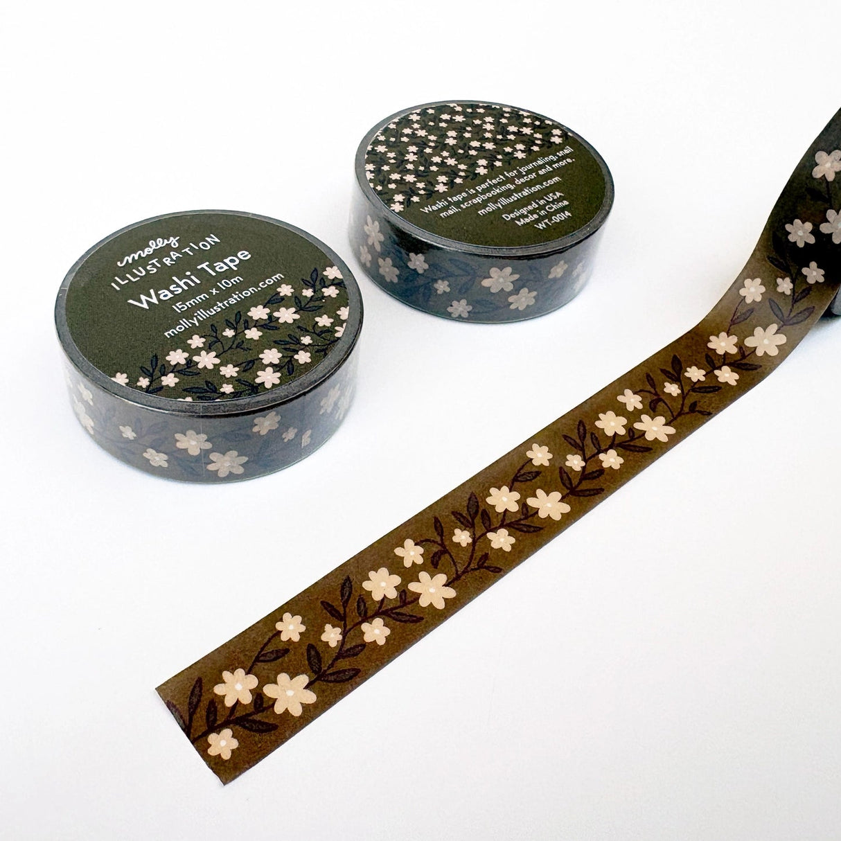 Molly Illustration - Green Scrolling Flower Decorative Washi Tape
This washi tape is my own original design.
Each decorative washi tape roll is 15mm wide and 10m in length and comes vacuum sealed in plastic with a matching sticker label.