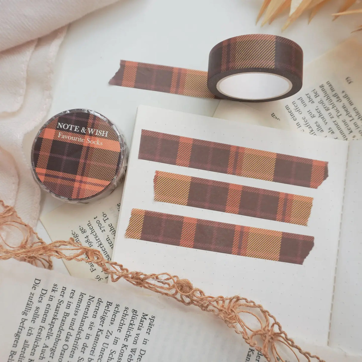 Capture the warmth of autumn in your creative projects with this Favourite Socks washi tape! Inspired by our love of autumn, this washi tape is the perfect way to add a cosy touch to your journals and other projects.
Length: 10m
Width: 15mm