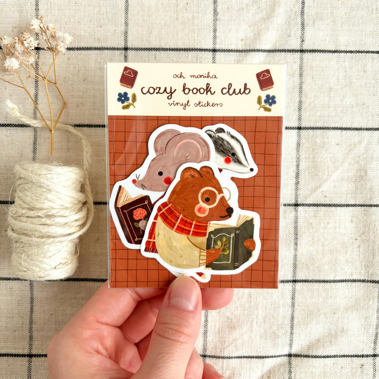 A charming sticker set for everyone who loves quiet evenings, cozy corners, and good books ππ§‘ This vinyl sticker pack features three cute animals enjoying their favorite reads - perfect for decorating your journal, planner, book cart, or laptop. A sweet gift idea for bookworms and cozy lovers alike!