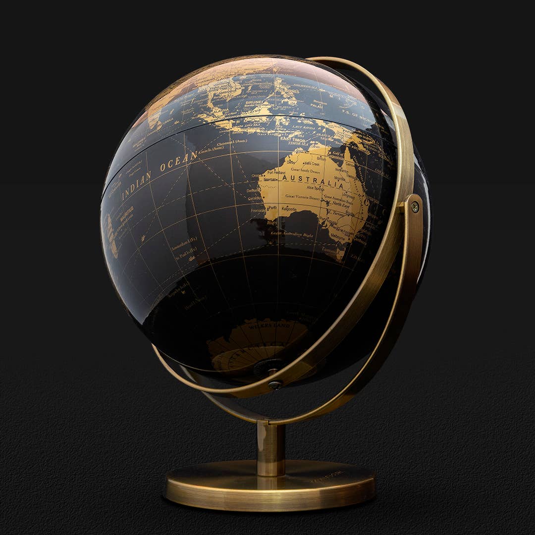 Introducing World Tour – the latest super-premium addition to our Iron & Glory range. A 20cm black and gold double axis globe with a brushed metal frame and base. It’s a beauty!
Premium 20cm double-axis globe
