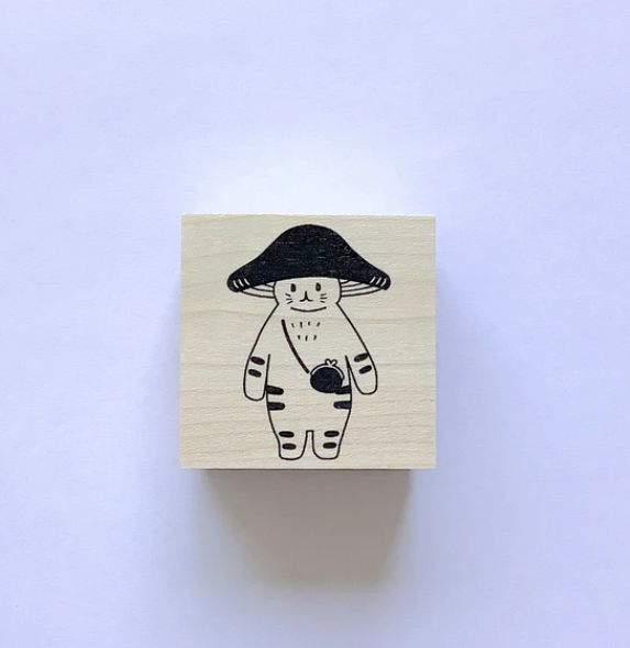 4legs Wooden Stamp - New Mushroom Cat