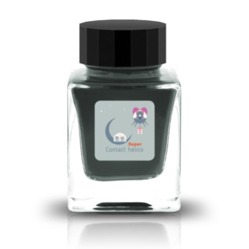 To celebrate Tono & Lims’ third anniversary, this special collection pays tribute to the many friends, artists, and stationery professionals across Japan who have collaborated with the brand. Each ink in the series is named after one of these creative partners—ranging from glass pen makers like LUC to calligraphers like bechori—inviting you to join Tono & Lims in a whimsical world of imagination and artistry. In this anniversary universe, some artists are represented by two unique ink colors