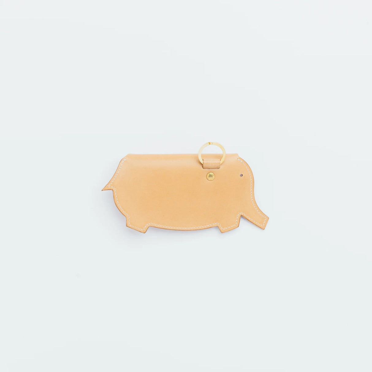 A wallet with a elephant motif.
It is durable and can be used for many years, and the design is cute and makes a nice accent.
Size: W17×H12.5cm
Leather Products
We use natural leather. While we avoid pieces with damage that could cause tearing, natural marks, wrinkles, and other characteristics are part of the leather’s charm and may be present on the product. Even within the same type of leather, color, thickness, and texture may vary.
Please be careful to avoid stains or color transfer from water exposu