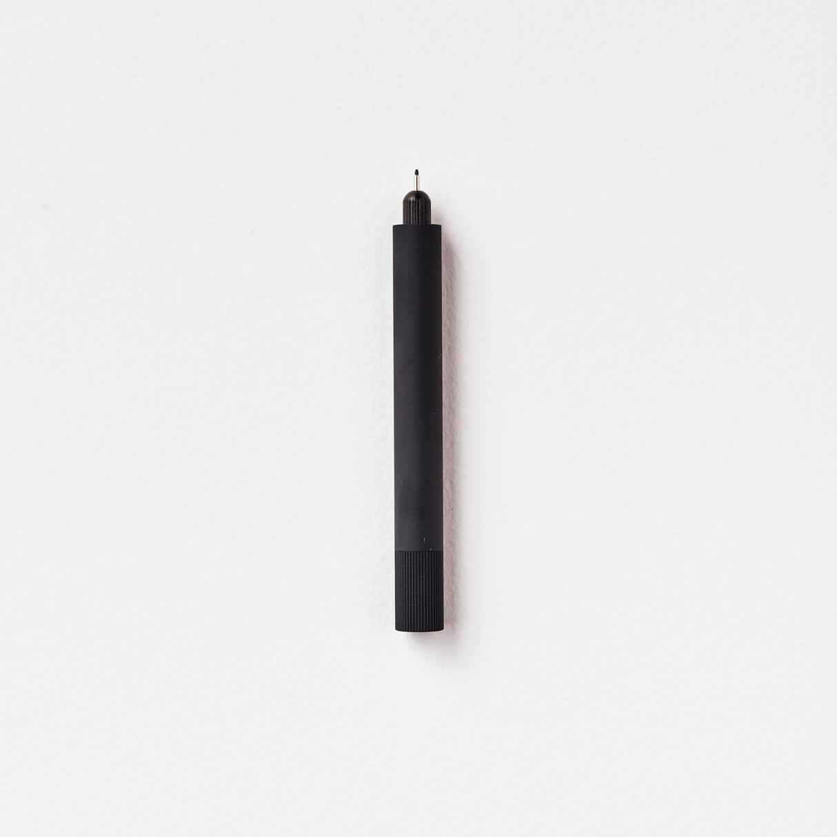 A Mini Pen for Your Big Ideas
The Lumos Mini is a beautiful and infinitely refillable fineliner, writing, and brush pen, including 9 professional artist's tips and 2 writing tips, all in a compact, pocket-friendly package.