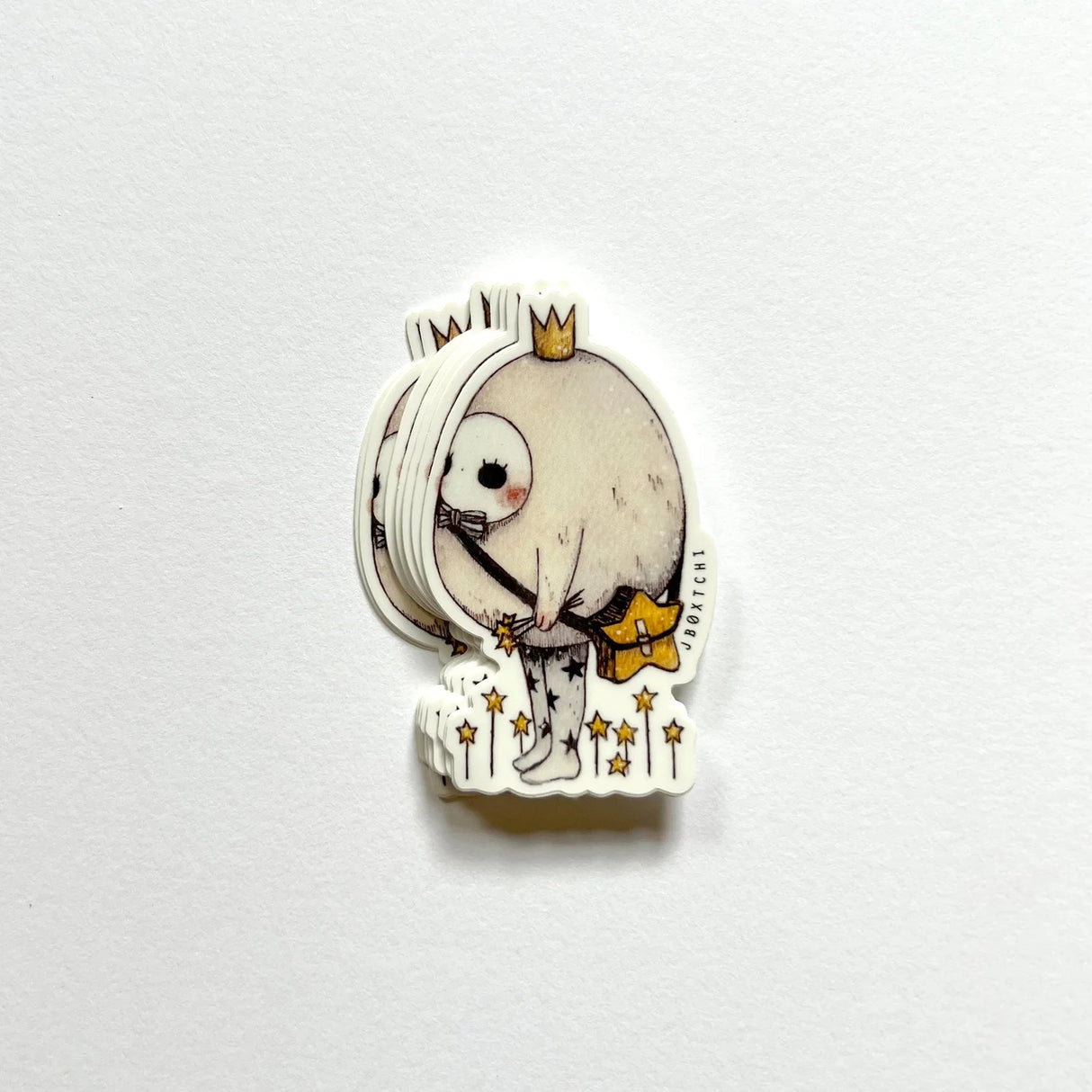 jb0xtchi Vinyl Sticker - Egg
The egg vinyl sticker was illustrated by jb0xtchi (Jessica Ng). jb0xtchi creates stationary and small trinkets from whimsical ideas in the form of painting using ink, watercolour, and gouache.