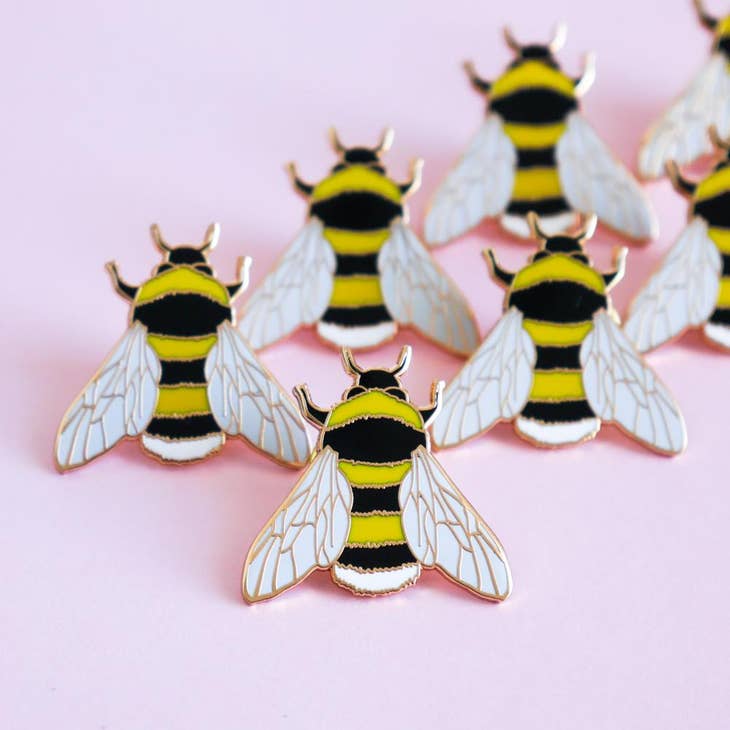 Pin de esmalte de abeja