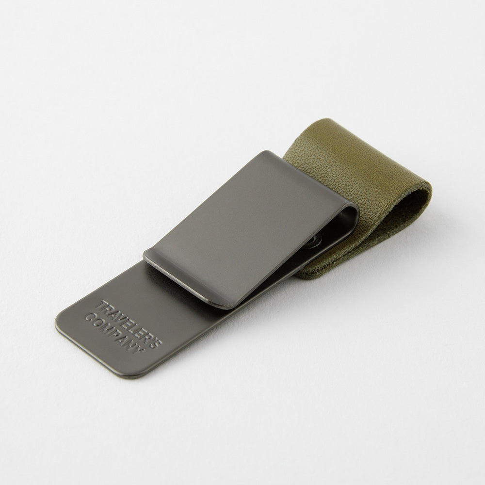 TRAVELER'S COMPANY 016 Pen Holder (M) Olive