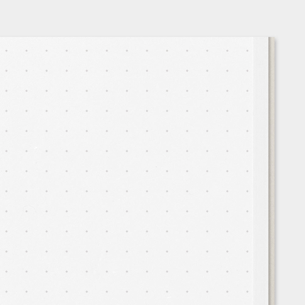 TRAVELER'S notebook 026 Dot Grid (Regular Size)
