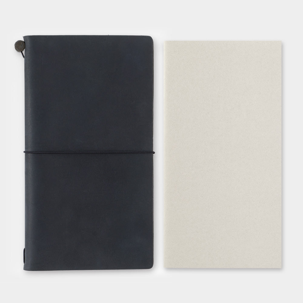 TRAVELER'S notebook 026 Dot Grid (Regular Size)
