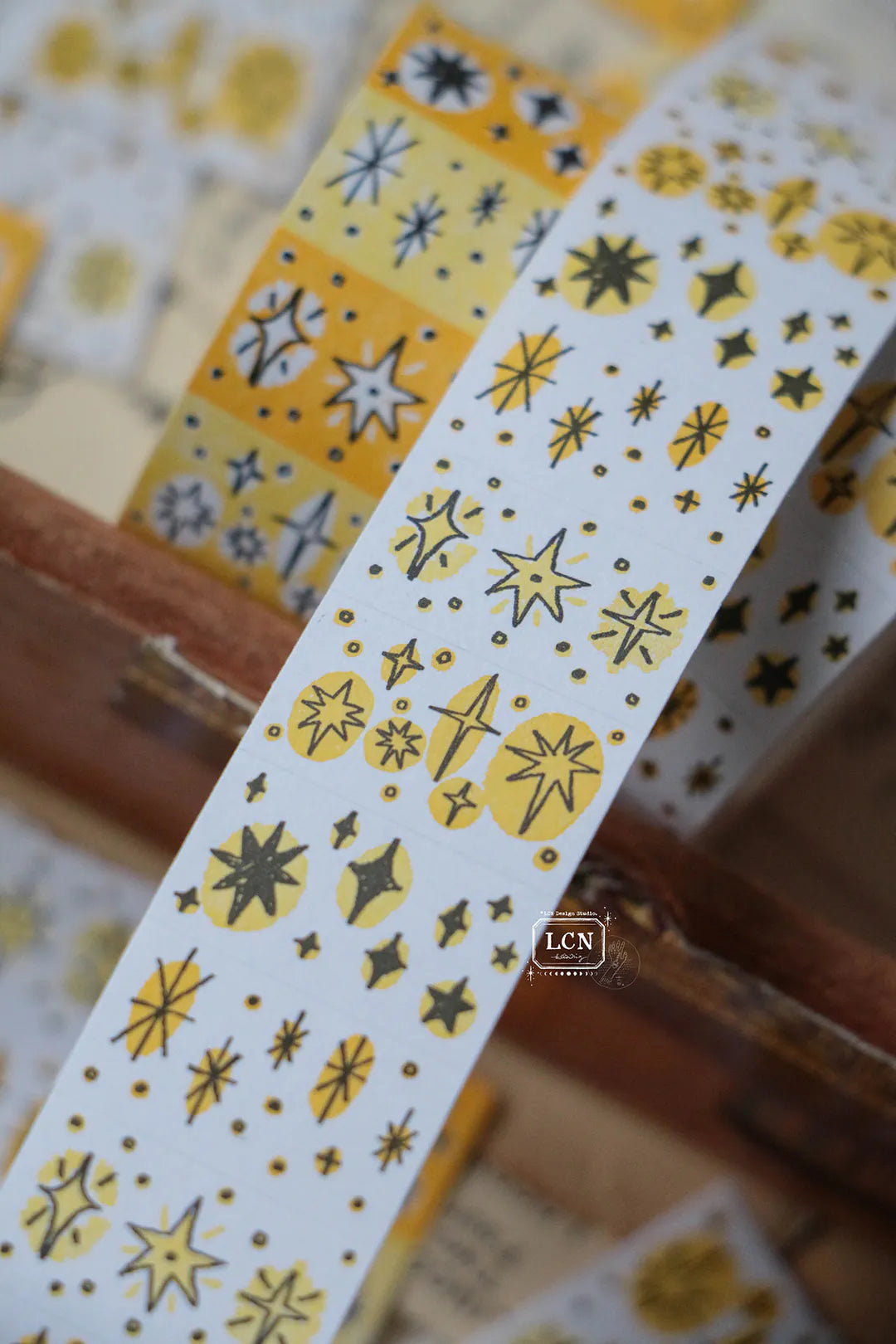 LCN Label Sticker Roll - Hand-drawn Star White