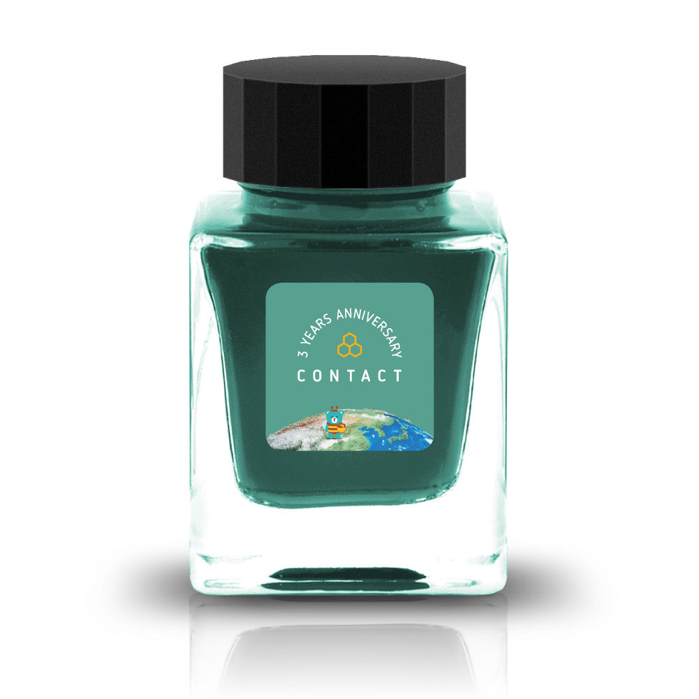 The Three-Year Anniversary Contact Collection features rich, vibrant colors with a smooth writing experience and fascinating characteristics such as shimmer and scent. The “Super” inks contain iridescent shimmer particles that shift color with the light, while the scented inks add a sensory twist to your writing. Please note that scented inks may feather when a large amount is applied—using fountain pen–friendly paper is recommended for the best results.