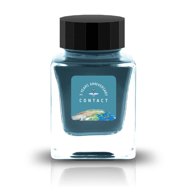 The Three-Year Anniversary Contact Collection features rich, vibrant colors with a smooth writing experience and fascinating characteristics such as shimmer and scent. The “Super” inks contain iridescent shimmer particles that shift color with the light, while the scented inks add a sensory twist to your writing. Please note that scented inks may feather when a large amount is applied—using fountain pen–friendly paper is recommended for the best results.