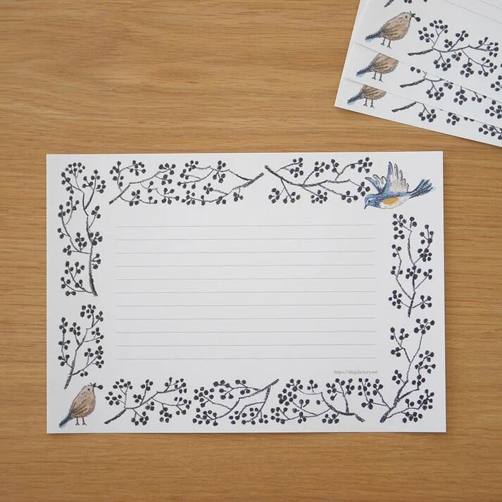 Featuring charming watercolor of various birds from Japanese illustrator 4legs

It is a convenient size that is not too big or too small.&nbsp;You can use it&nbsp;as a communication tool for small thank you and announcements.&nbsp;It is a great gift for people who like paper.&nbsp;The gorgeous and gentle designs&nbsp;will make you feel warm and fuzzy.&nbsp;

Contents: 40 sheets (10 types x 4 sheets each)
Size: A5 size (148mm×210mm)