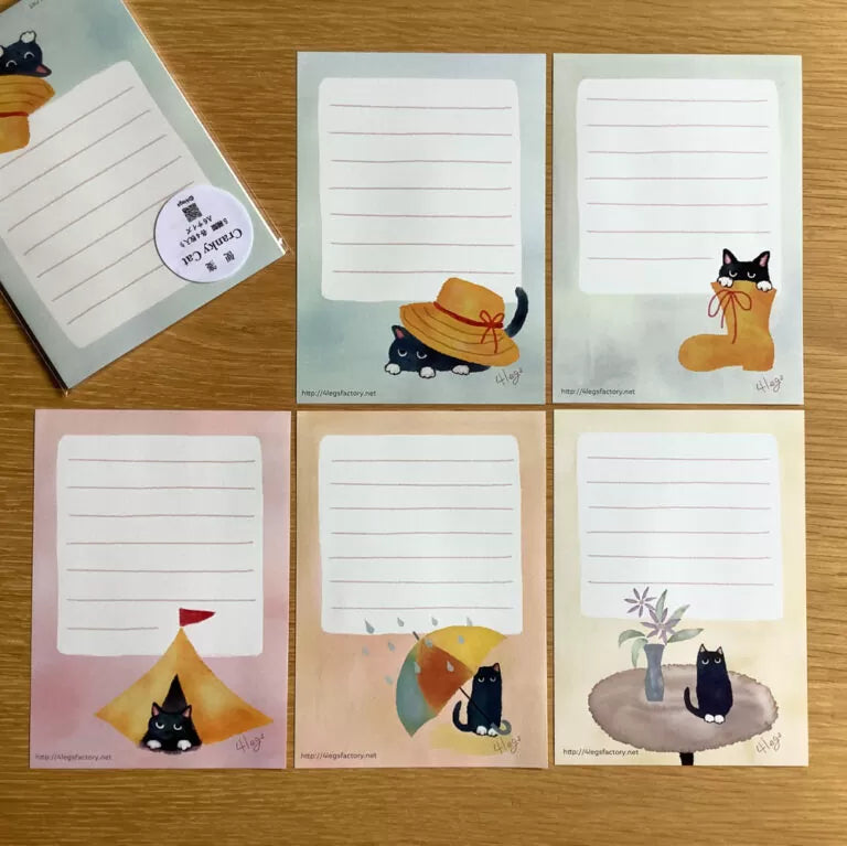 4legs A6 Letter Paper - Cranky Cat

Featuring charming watercolor of cranky cats from Japanese illustrator 4legs

It is a convenient size that is not too big or too small.&nbsp;Please use it&nbsp;as a communication tool for small thank you and announcements.&nbsp;There are no lines on the front side, so&nbsp;you can use it freely as&nbsp;a shop card or business card&nbsp;with stamps and stickers&nbsp;as well as memos and letters.&nbsp;It is a great gift for people who like paper.&nbsp;The gorgeous and gentl