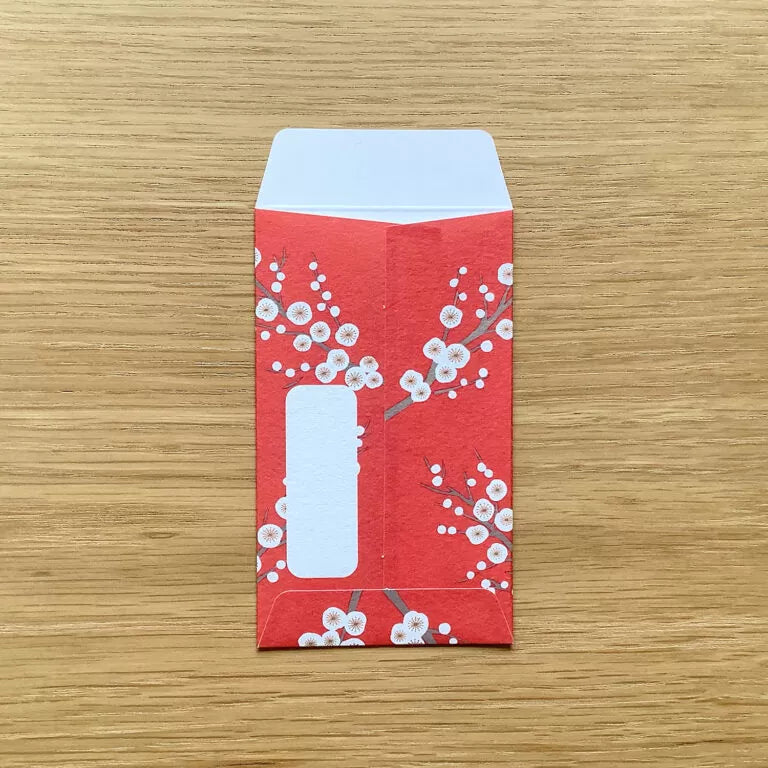 4legs Pochi Envelope

Featuring charming art from Japanese illustrator 4legs are the pochi envelopes. They're just the right size for folding bills and tucking them inside. Each set includes five envelopes with the same design, and they're also great for storing ephemera, flake stickers, or sending cheerful mail!

5 envelopes
Bag size: width 6.5cm× height 11cm