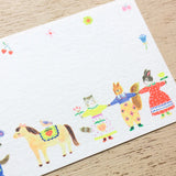 Animals dressed in fashionable clothes and cute flowers are drawn in a one-stroke note by illustrator Aiko Fukawa. Since it uses fluorescent ink, the bright color is cute. Use it to write a small letter or thank you.

It comes in a set of 4 patterns, so you can use it according to your mood and the person you are sending it to.
It is made of Mino washi paper with a pleasant rough texture, and you can also enjoy the unique writing comfort of washi paper.



Mino washi paper&nbsp;
4 patterns, 5 sheets each&nb
