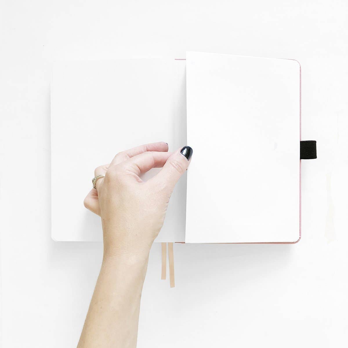 Archer and Olive Notebook: Reading Season