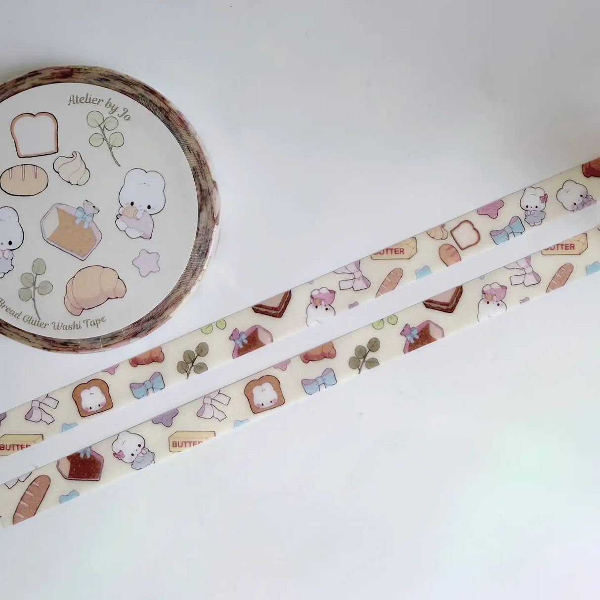 Super thin washi tape for flexible journaling!

Product details:

7mm x 10m
Glitter texture material