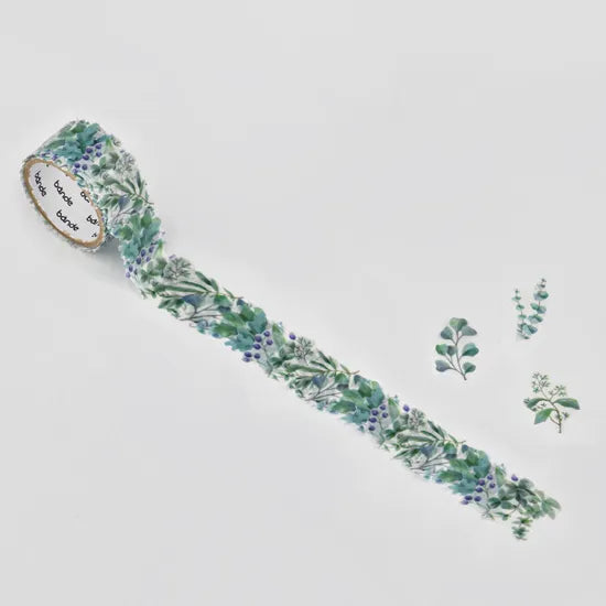 BANDE's popular patterns is back in print! Each time you flip through each page, various types of greens appear. If you stick it along the borders of your notebook or notebook, you can create a decoration that will make you smile, as if you are gathered on a perch.
Also a gift for bird lovers.