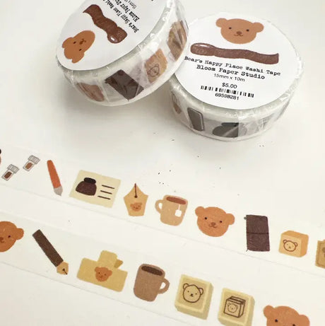 This is a collection of Bear's fountain pens, notebooks, brass clips, etc.! He is in his happy place.

Made with:
- washi paper
-15mm x 10m

Note: Colors on screen may appear slightly different on paper. By purchasing, you have acknowledged reading this disclaimer.