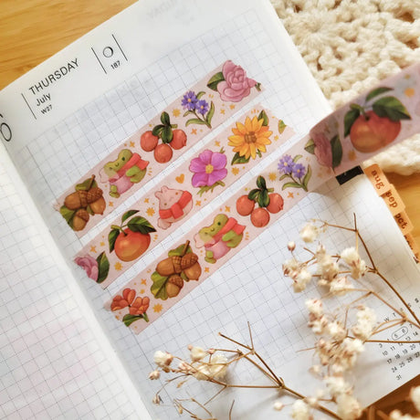A washi tape inspired by my love for autumn! Each plant depicted in this roll of washi tape is an autumnal forage find. Use it as a strip of tape or cut the plants out to use as tiny stickers! Each roll of washi tape is 15mm (approximately 0.59 inches) wide and 10 meters (approximately 10.9 yards) long.