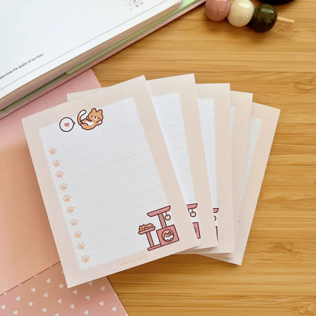 Write down your to do list, grocery list, plants to buy list… whatever kind of list you want! 📝✨

Tear-able sheets
50 sheets per pad
Size: 6.5 x 9 cm
Includes 1 memo pad