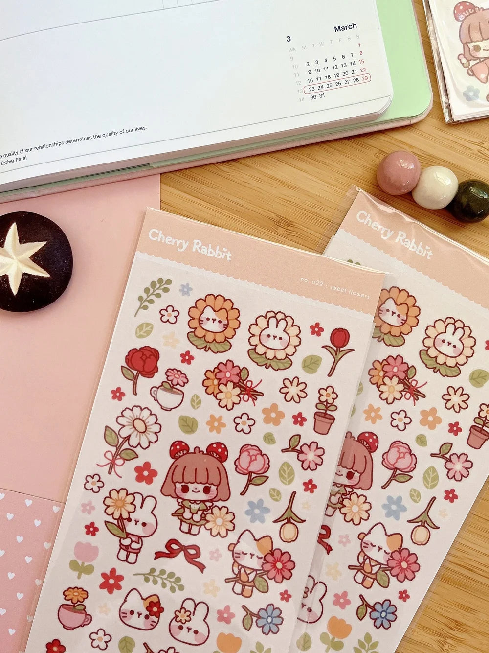 Washi paper stickers! Decorate your planner / diary with these little stickers of cute flower themed illustrations 🌼🌻🌸🌷

Kiss cut sticker sheet
Sheet size: 9 x 18 cm
Material: Washi sticker / Masking sticker
