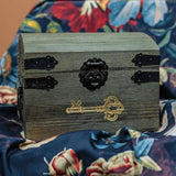 These wooden cabinets will add a beautiful decorative touch to your desk or creative space. They are also highly functional, with six tabbed separators. This product is handmade and an exclusive design of CoraCreaCrafts.

𝐈𝐦𝐩𝐨𝐫𝐭𝐚𝐧𝐭 𝐍𝐨𝐭𝐞:
This product includes the wooden chest and separators only. Any decorative items on the inside are for display purposes only.

• Size: 18 x 15 x 12 cm (7.25 x 6 x 4.75 in)
• Weight: 40oz