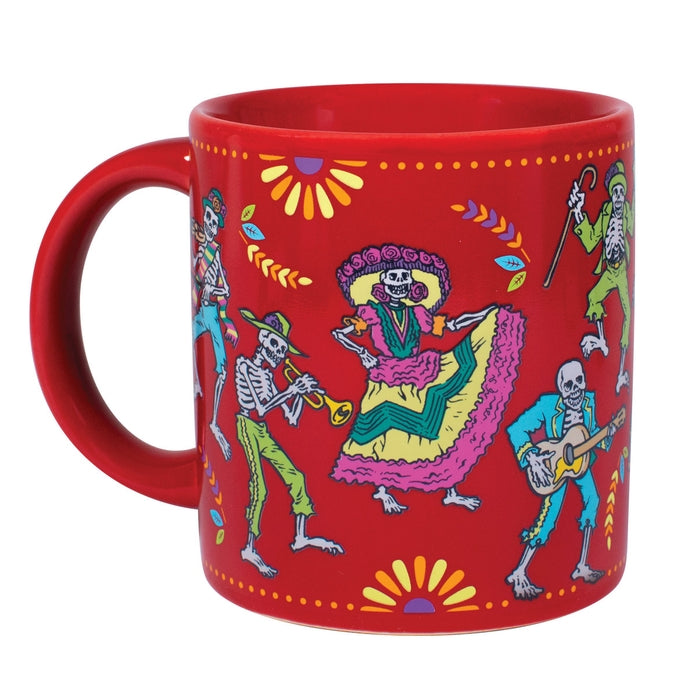 Taza de café que cambia de color con el calor del Día de los Muertos