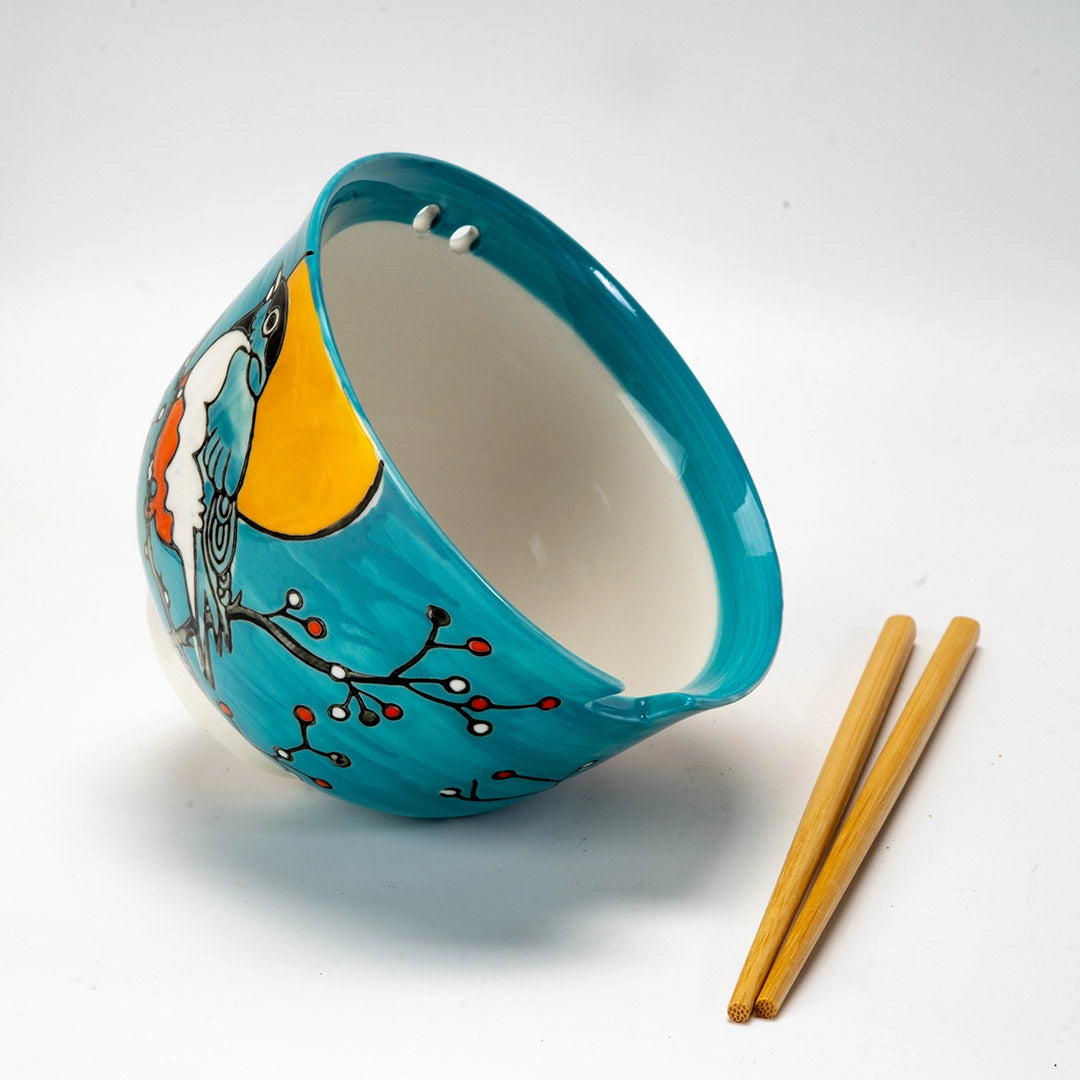 Donburi Bowl with Chopsticks Set Robin

Bowl Size: 5" Dia x 3.75"H
Chopsticks 9"L
Capacity: 18 fl oz
Origin: China