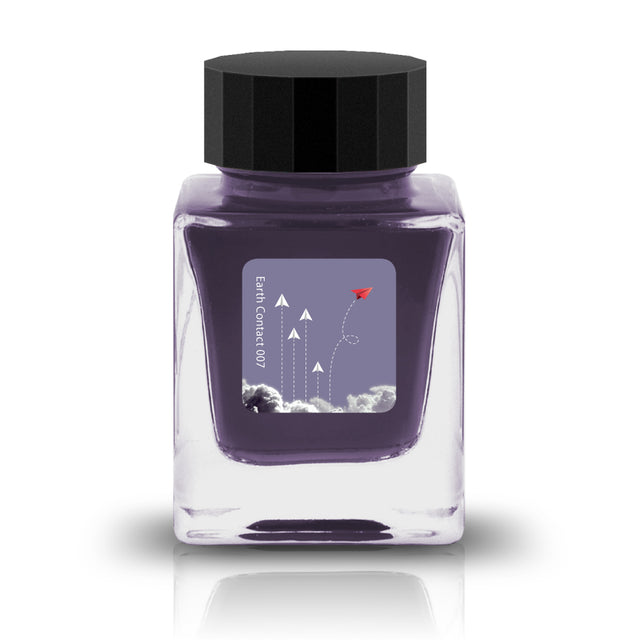 Embrace the bold and vibrant tones of nature through Tono &amp; Lims'&nbsp;Earth Contact Line. Inspired by rich gemstones, each ink color is perfect for those who enjoy adding radiance to their collection. Be sure to shake the bottle well before use to evenly disperse the glitter.

RGB: 123, 118, 148
Purple
Shimmering
30 ml