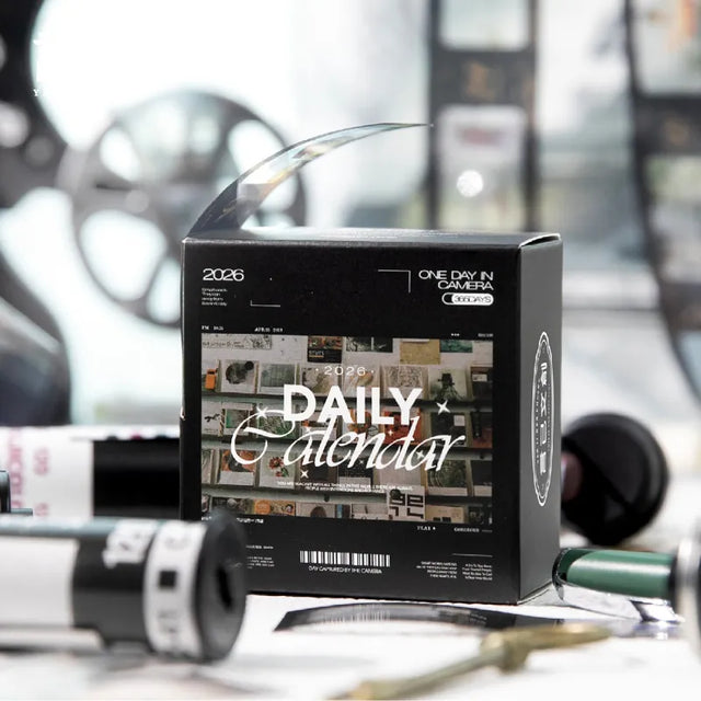 This vintage film themed daily calendar is a great addition for your daily journaling! This roll of PET Tape features a new picture for each day with a date stamp. The box can even be used to hold the tape and keep the next day a surprise!&nbsp;

Precut PET Tape
30mm x 48mm