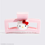 A playfully pink clip featuring Hello Kitty and her iconic red bow, perfect for adding her signature sweetness to your hairstyle.

Great for half-up styles, buns, and everyday updos. Lightweight, durable, and easy to wear!