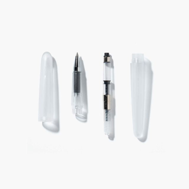 A pen that evokes the texture of frosted glass. Its translucency reveals the internal mechanism as an aesthetic feature. Careful consideration of form and colour palette ensures an elegant presence, even when not in use.&nbsp;

The pen is equipped with thoughtful functionality, including an extended grip section and a screw cap designed for quick access with minimal turns. The visible ink level allows for easy refills.

0.5mm
Includes converter