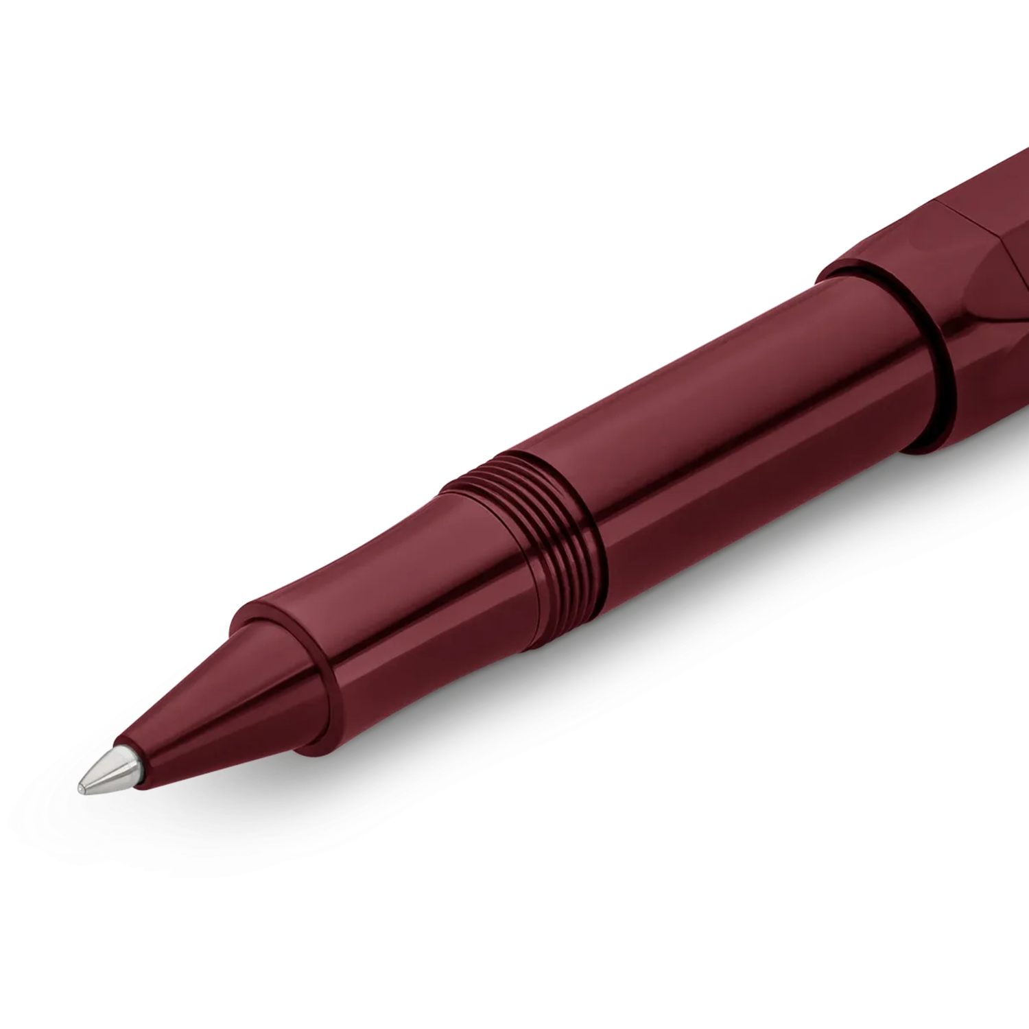 Kaweco CLASSIC SPORT Rollerball - Bordeaux

Timelessly beautiful - in the current trend colour bordeaux, the rollerball of the Classic Sport series looks both classic and modern. On point here is the combination with golden elements, which convey a particularly nostalgic charm.

The Kaweco Sport has been around since 1911. The rollerball for the bag has a size of only 10.5 cm when closed and grows to a normal size of 13 cm with the cap on.

The invention of the rollerball enables particularly easy and glidi